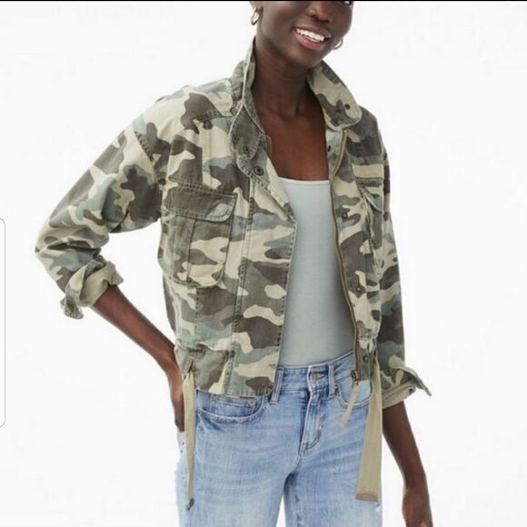 Aeropostale  Green Camouflage Jacket size Medium - Picture 1 of 6